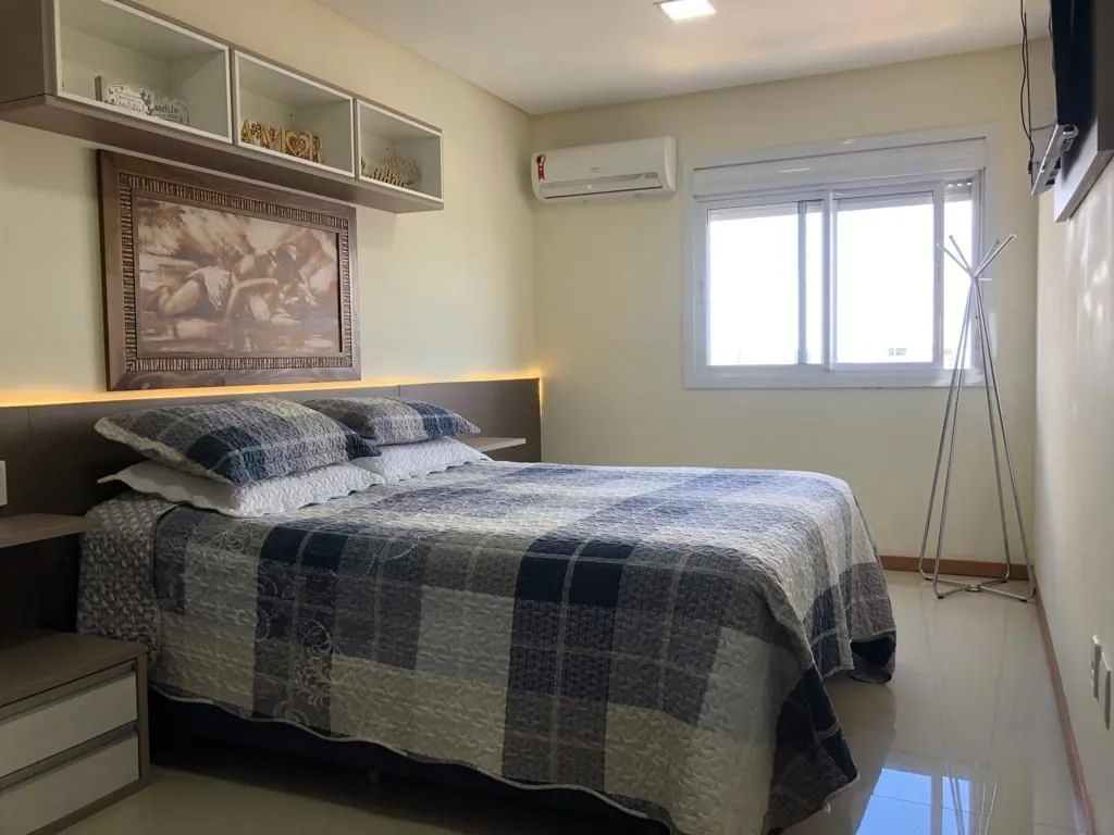 Imagem Apartamento à Venda em Tramandaí | 100% Mobiliado | Vista Panorâmica I R$ 1.300.000,00