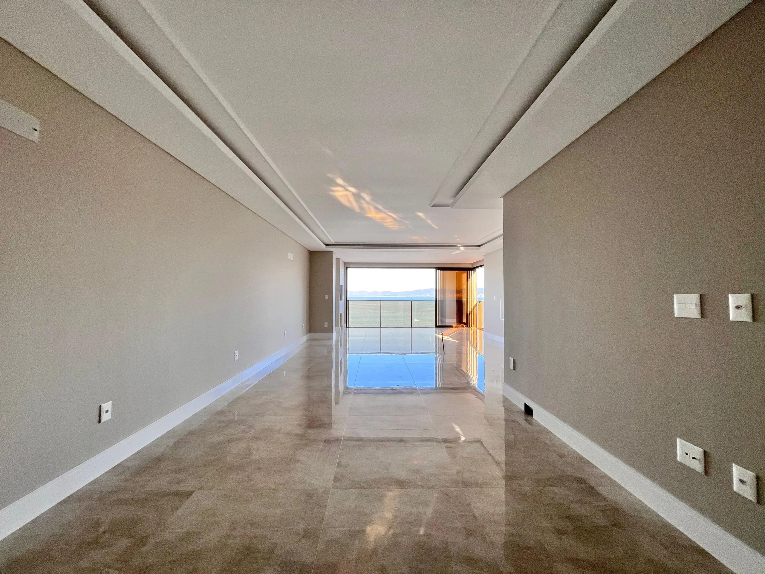 Imagem Apartamento com vista para o mar à venda com 185m2 por R$ 8.500.000,00