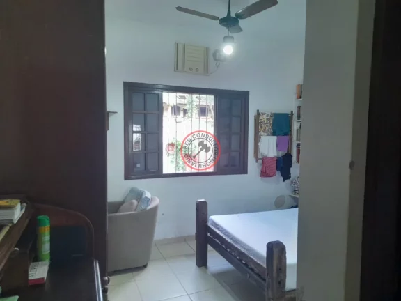 Imagem DUAS CASAS NO MESMO TERRENO PARA LOCAÇÃO MENSAL. CASA GRANDE COM 3 DORMITÓRIOS, SENDO 2 SUÍTES E A OUTA CASA É UM LOFT.