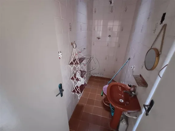 Imagem Espaçosa Casa Geminada 2 Quartos sendo 1 suíte e com edícula assobradada em Tupi, Praia Grande - R$650 mil