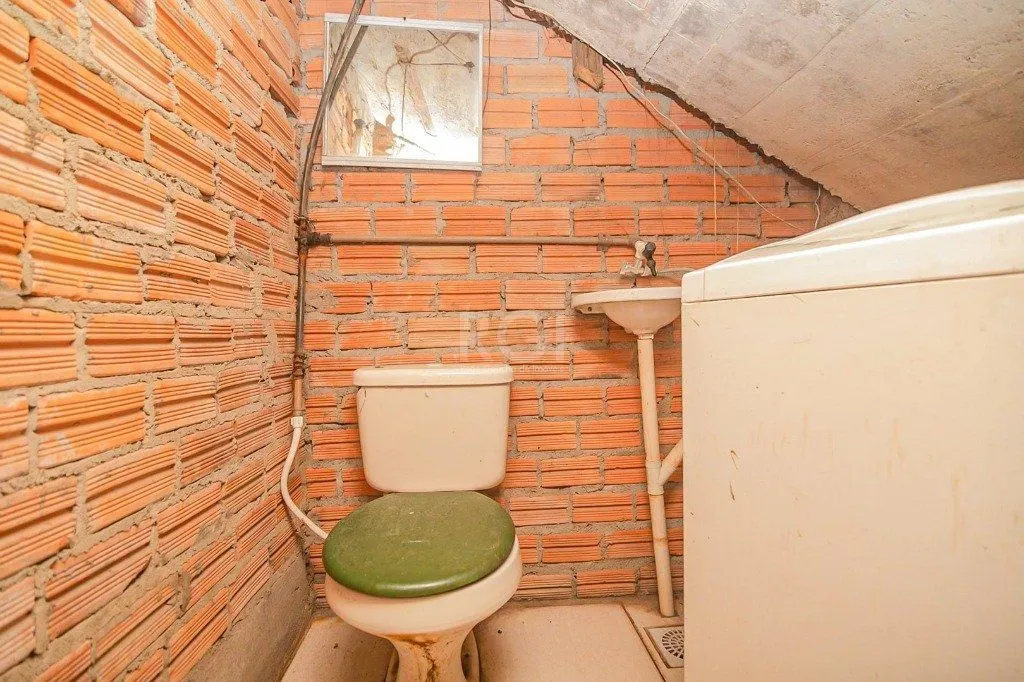 Imagem Predio para Venda - 74m², 0 dormitórios, Partenon