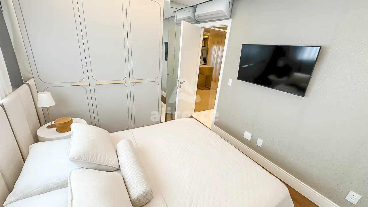 Imagem Apartamento Duplex à venda com 4 quartos 4 suítes, 244,33m² em Jurerê Florianópolis