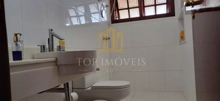 Imagem Belissima Chacara duas Casas 360m² de Construção 2600m² de Terreno Ótima Localização e Acabamento.