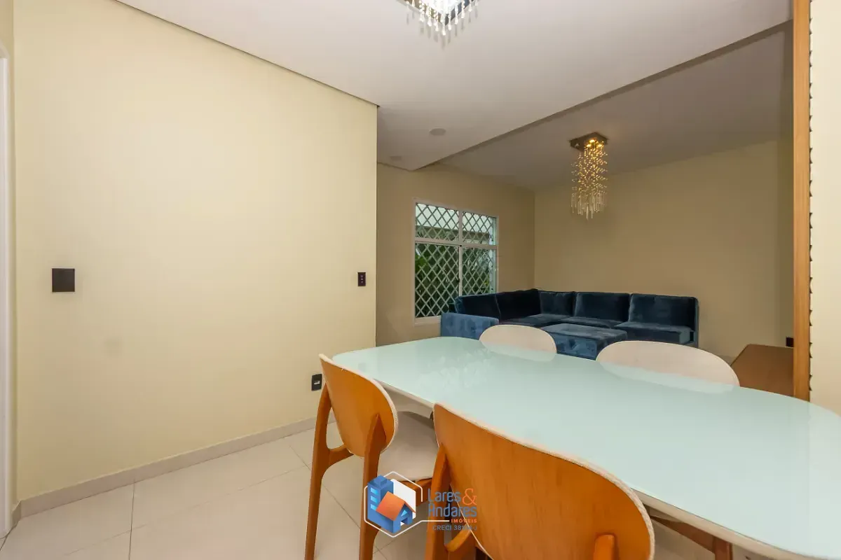 Imagem Casa no condomínio Villa Colibri para venda com 4 quartos, sendo 1 suíte, 128m²
