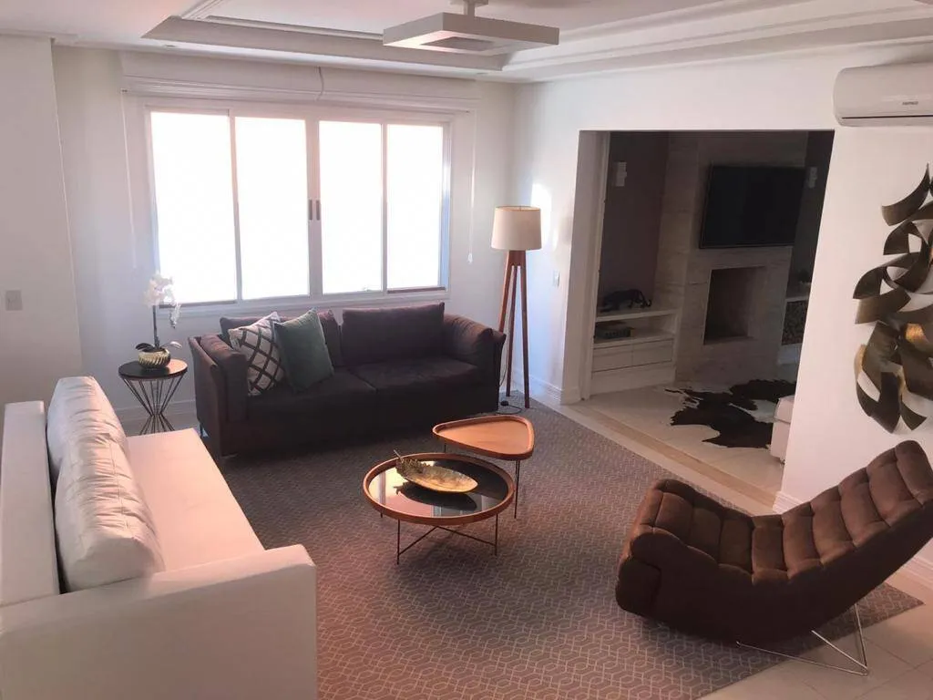 Imagem EXCELENTE CASA PARA LOCAÇÃO DE TEMPORADA EM JURERE INTERNACIONAL