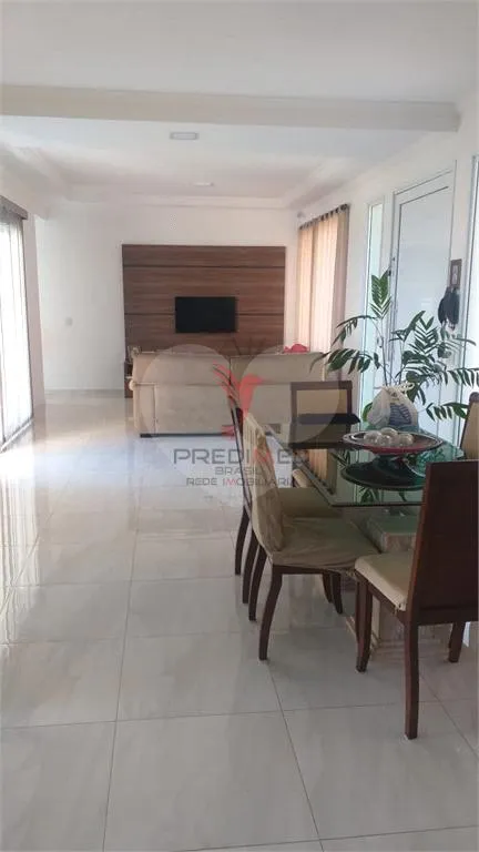 Imagem Casa de Condomínio de 2 quartos, 300m² no bairro Centro, em Arandu