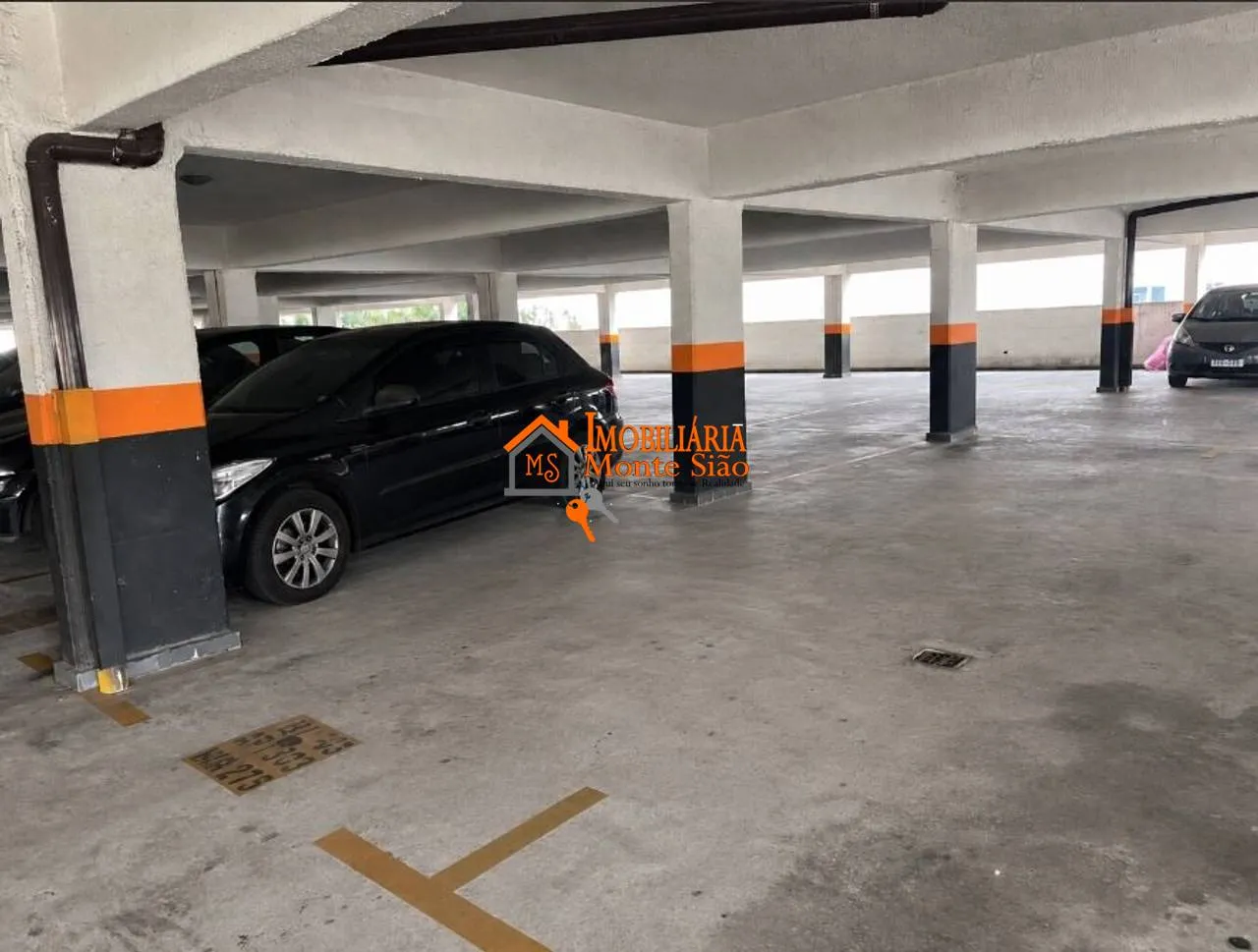 Imagem Apartamento com 2 dormitórios à venda, 45 m² por R$ 290.000,00 - Centro - Guarulhos/SP