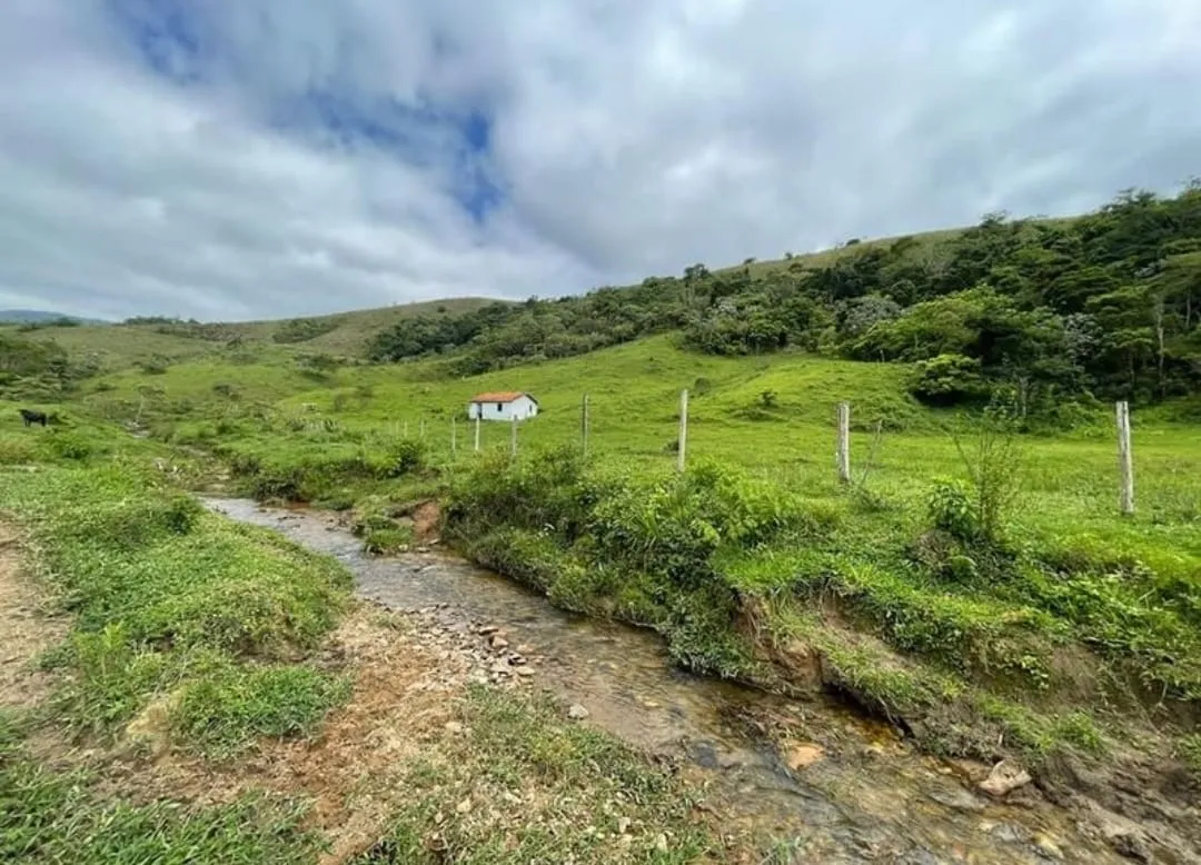 Imagem Chácara à venda 1984400M², Cruz Pequena, Pindamonhangaba - SP