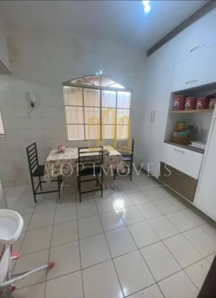 Imagem maravilhosa casa cinco dormitórios suíte varanda churrasqueira no bosque dos eucaliptos