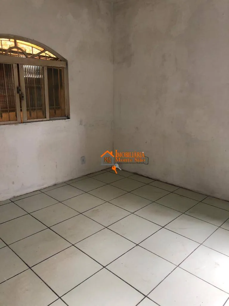 Imagem Sobrado com 7 dormitórios à venda, 268 m² por R$ 650.000,00 - Jardim Bela Vista - Guarulhos/SP