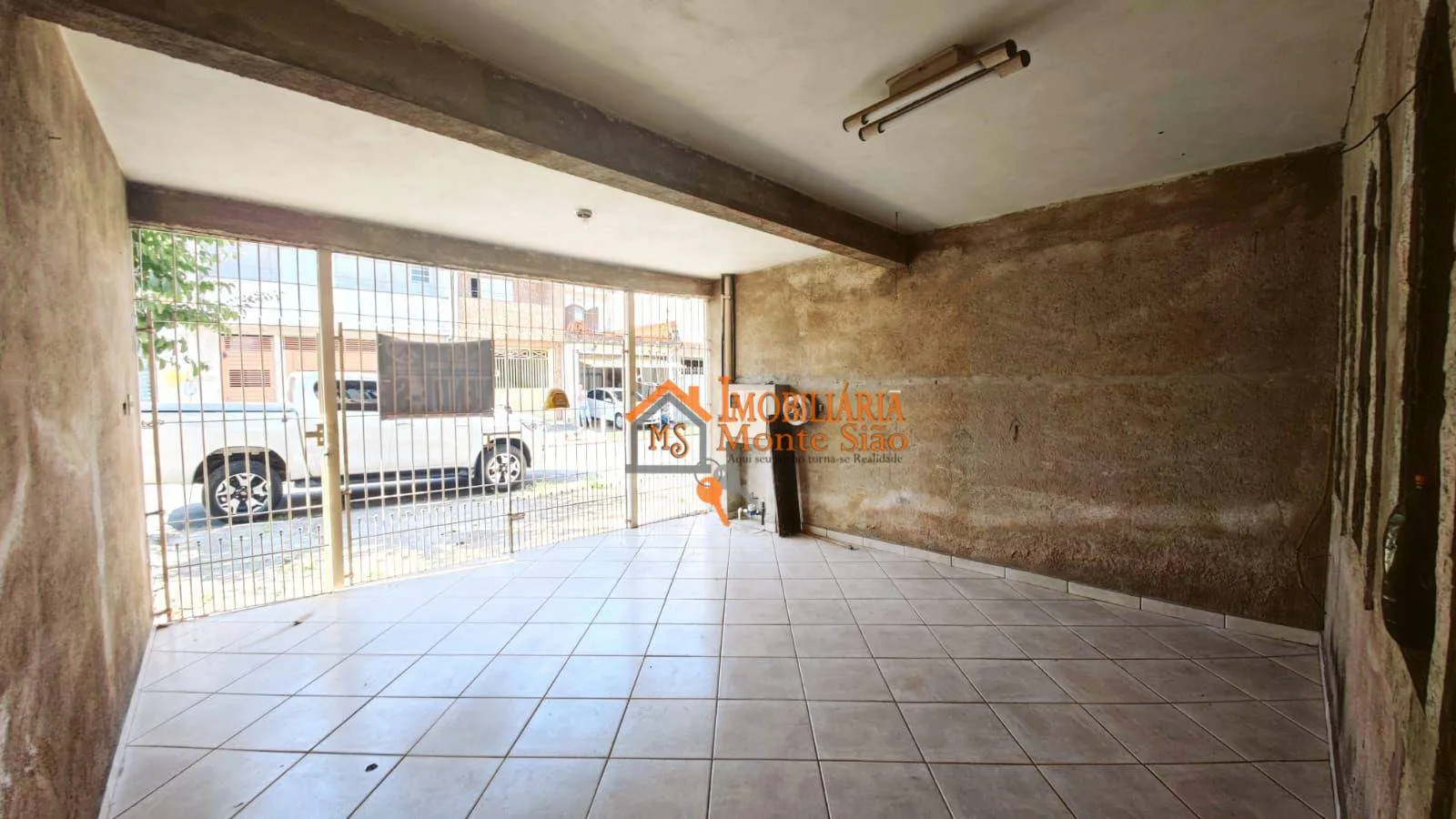 Imagem Sobrado com 3 dormitórios à venda, 200 m² por R$ 405.000,00 - Jardim Santa Lídia - Guarulhos/SP