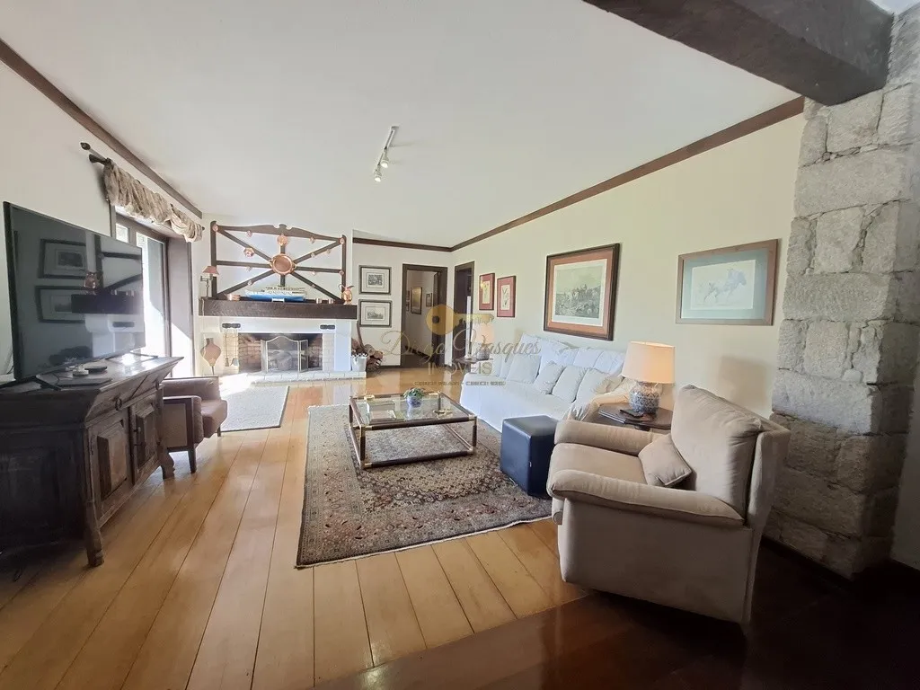 Imagem Casa para Venda em Teresópolis / RJ no bairro Quebra Frascos