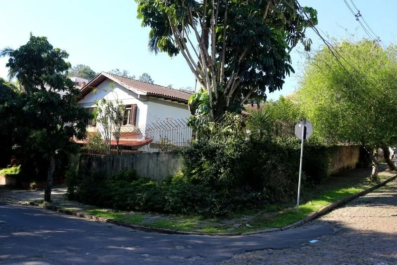 Imagem Terreno de Esquina na Vila Ipiranga junto a Praça 20 de maio