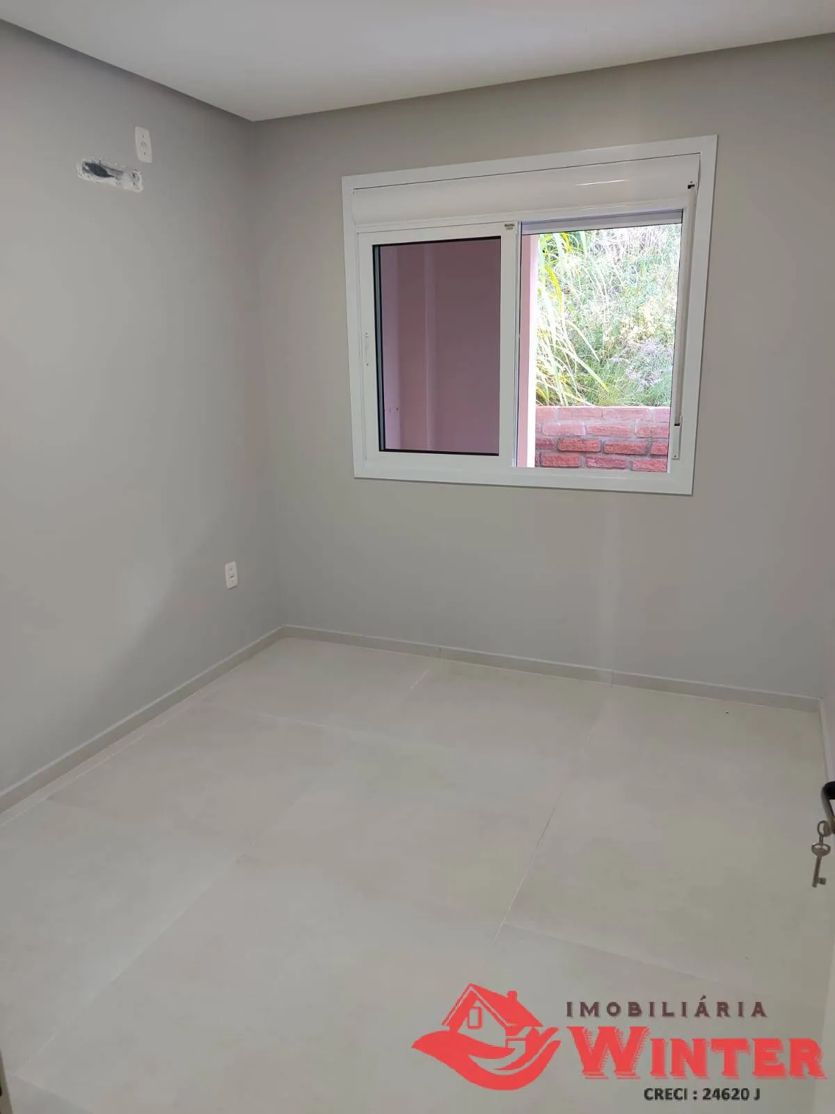 Imagem Sobrado novo com 99,00m² próximo a escola Tiradentes em Vale Real.