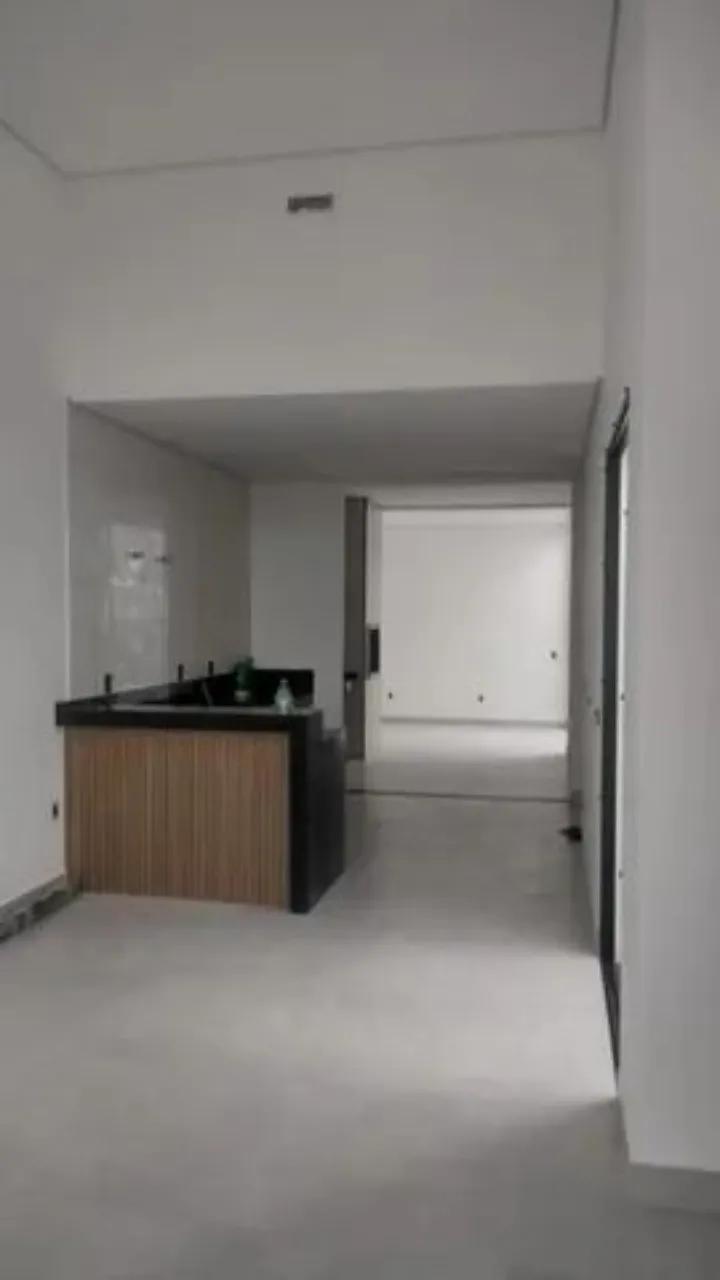 Imagem Casa em Condomínio à Venda em Sorocaba-SP, Bairro Horto Florestal: 3 Quartos, 1 Suíte, 1 Sala, 2 Banheiros, 1 Vaga de Garagem, 100m².
