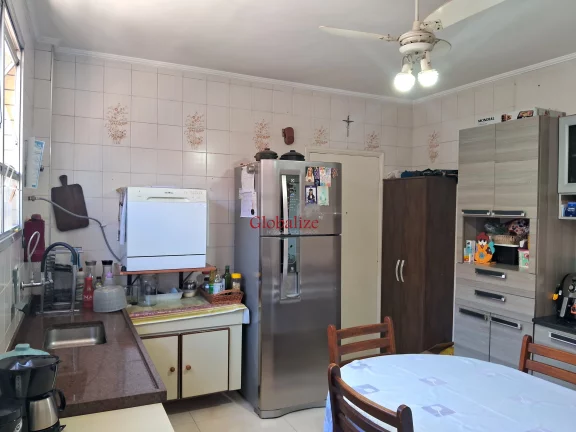 Imagem Belíssimo apartamento bem espaçoso em Santos na Aparecida com 2 dormitórios mais dependência, uma suíte e garagem fechada a venda por R$ 480.000,00