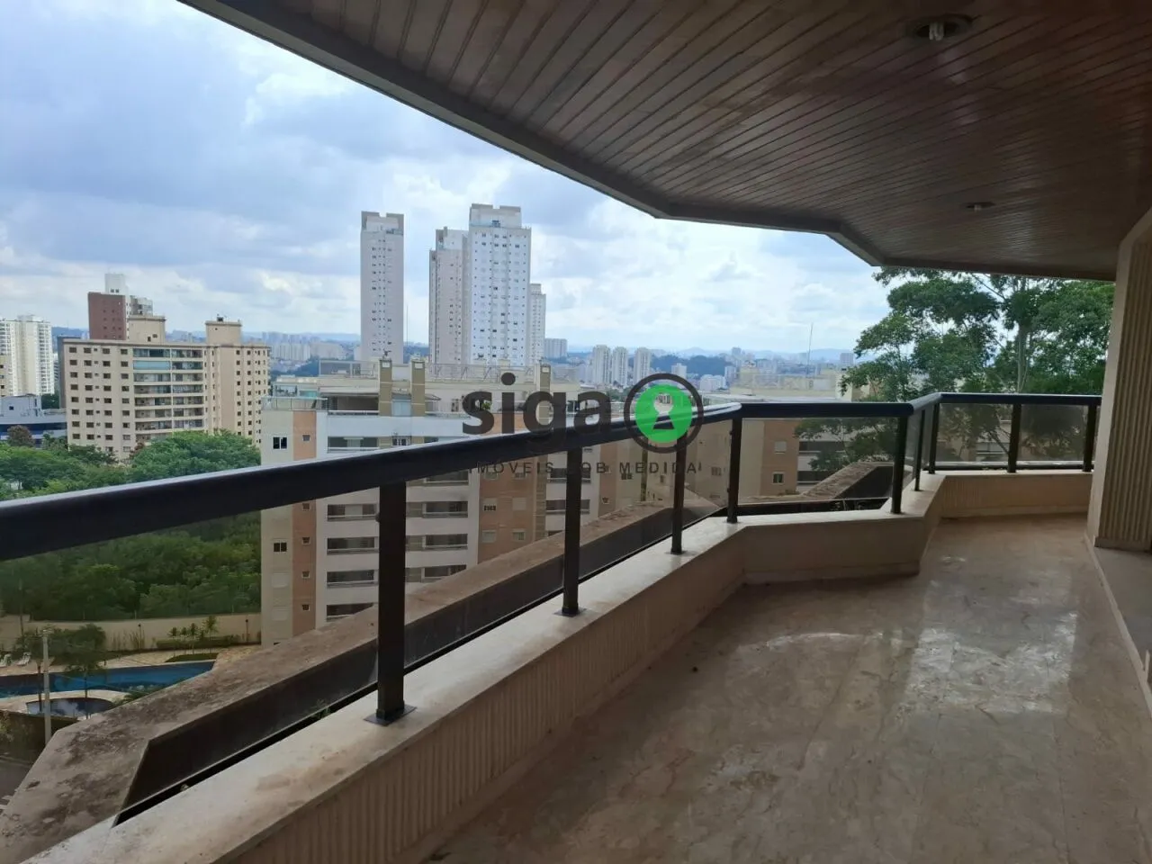 Imagem Apartamento com suítes e 4 vagas para venda, 244 m² -Vila Susana - Edifício: Cambridge Park