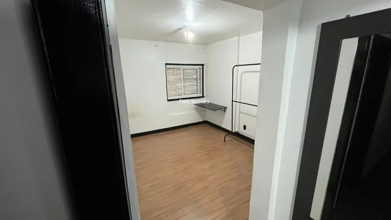 Imagem Apartamento à venda na Aclimação: 2 quartos, 1 suíte, 1 vaga de garagem, 74,18 m² de área em São Paulo-SP
