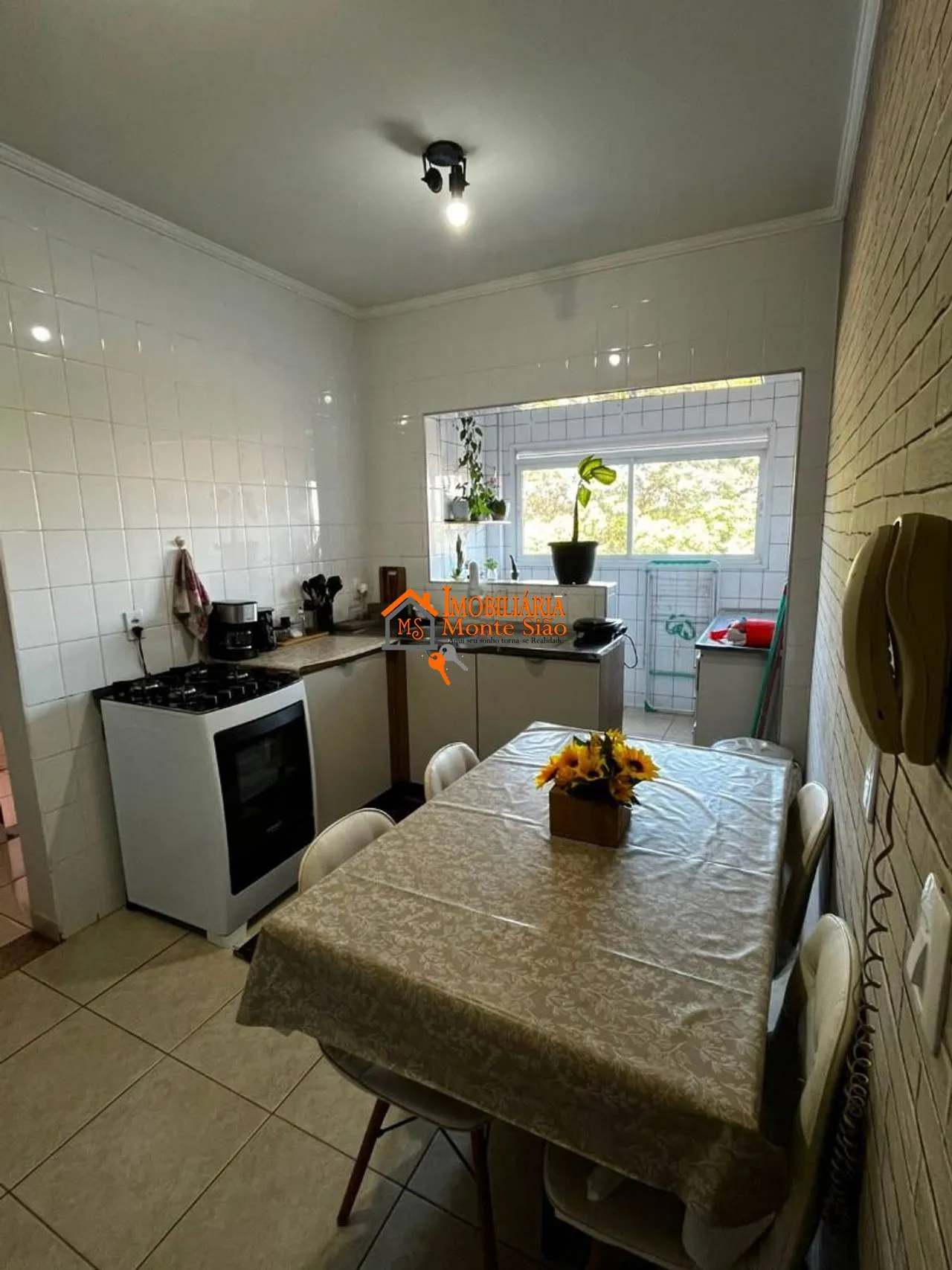 Imagem Apartamento com 2 dormitórios à venda, 65 m² por R$ 320.000,00 - Vila Galvão - Guarulhos/SP