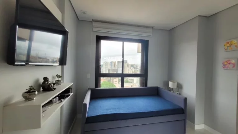 Imagem Imóvel de alto padrão no Brooklin, São Paulo-SP: Apartamento 3 suítes, 2 salas, 5 banheiros, 3 vagas. Venha conhecer!