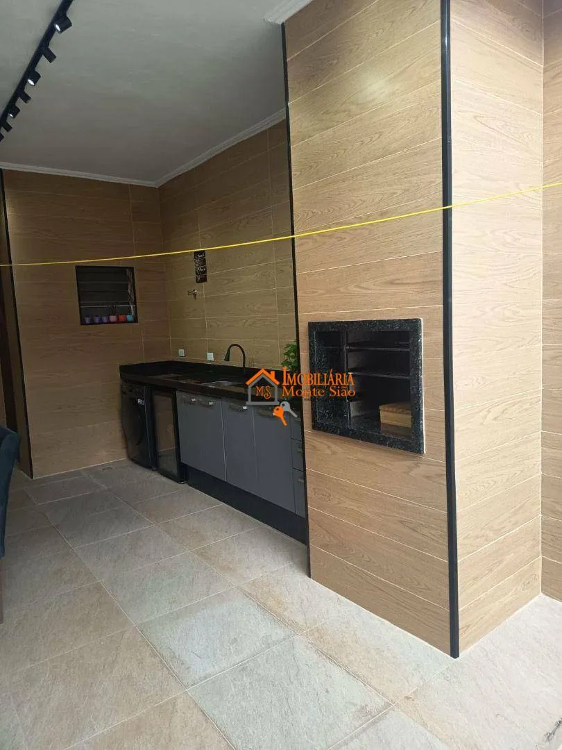 Imagem Sobrado com 2 dormitórios à venda, 204 m² por R$ 750.000,00 - Bonsucesso - Guarulhos/SP