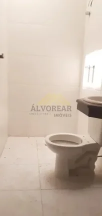 Imagem Sobrado à Venda 3 Dormitórios | 3 Min da Av. Sabará!