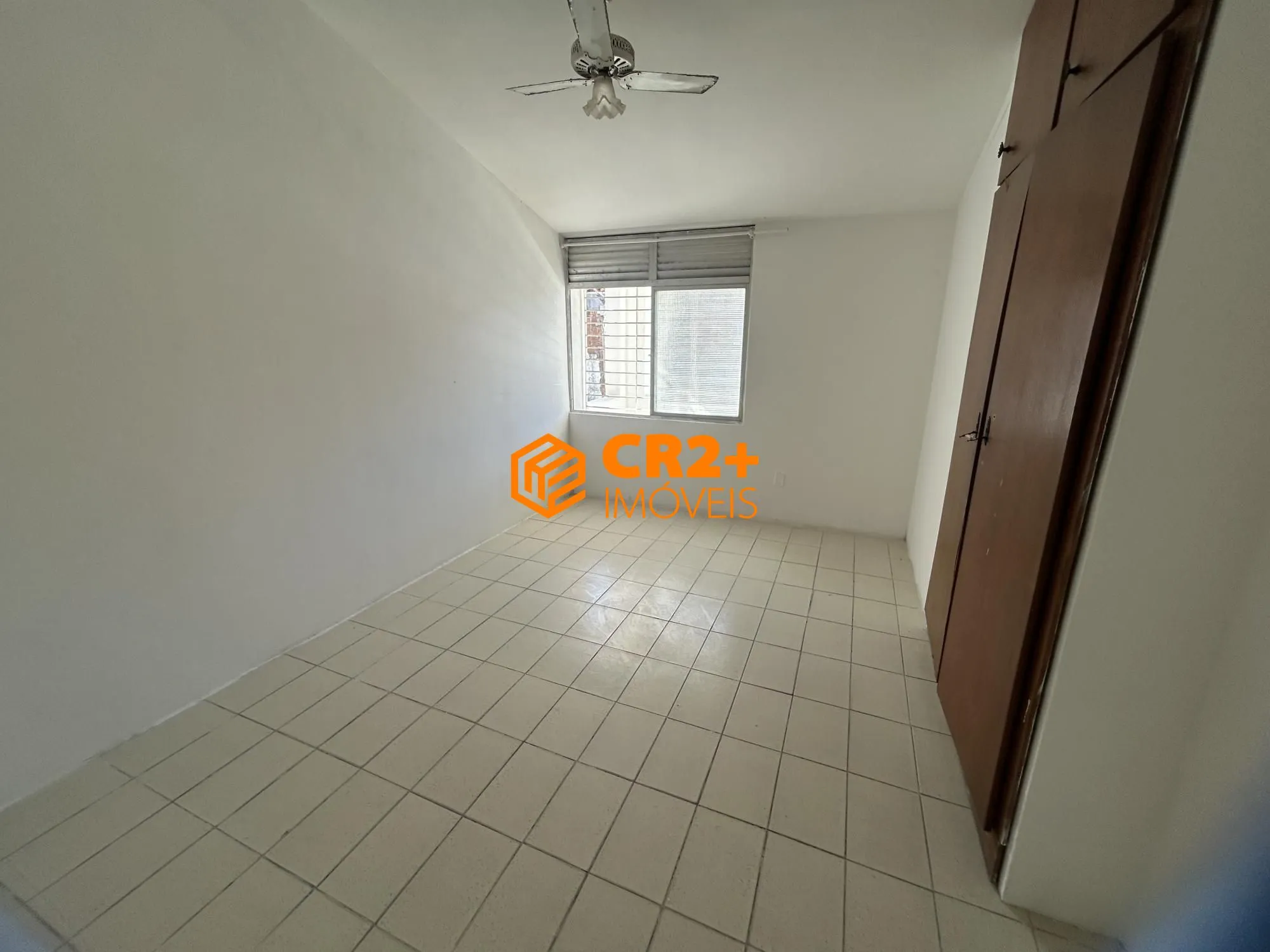 Imagem Vendo Casa em Condomínio Fechado 134m² c/ 4 Quartos na Imbiribeira.