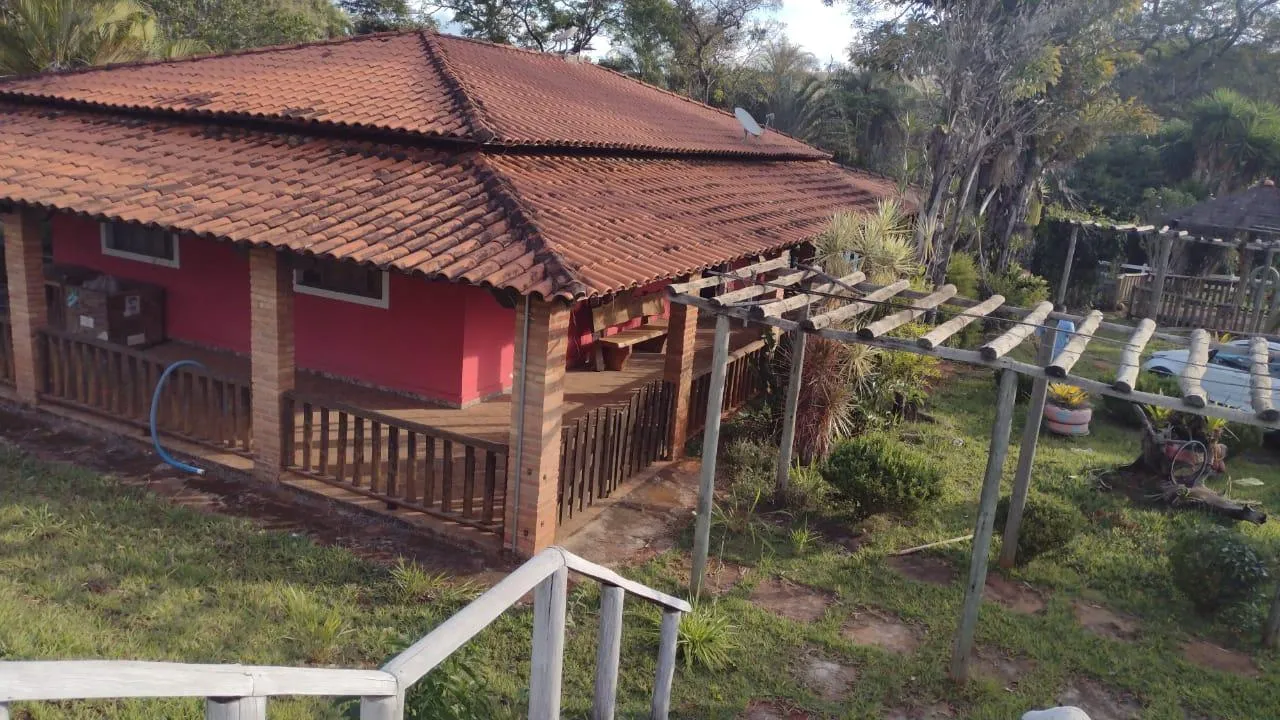 Vendo um ótimo sítio em Esmeraldas/MG ,com 8.000 m² de terreno