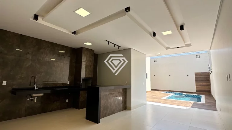 Imagem Casa 3 Suítes, 194 m² c/ Lazer na 110 Sul