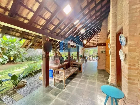 Imagem Casa á venda no Condomínio Fazendinha Granja Viana