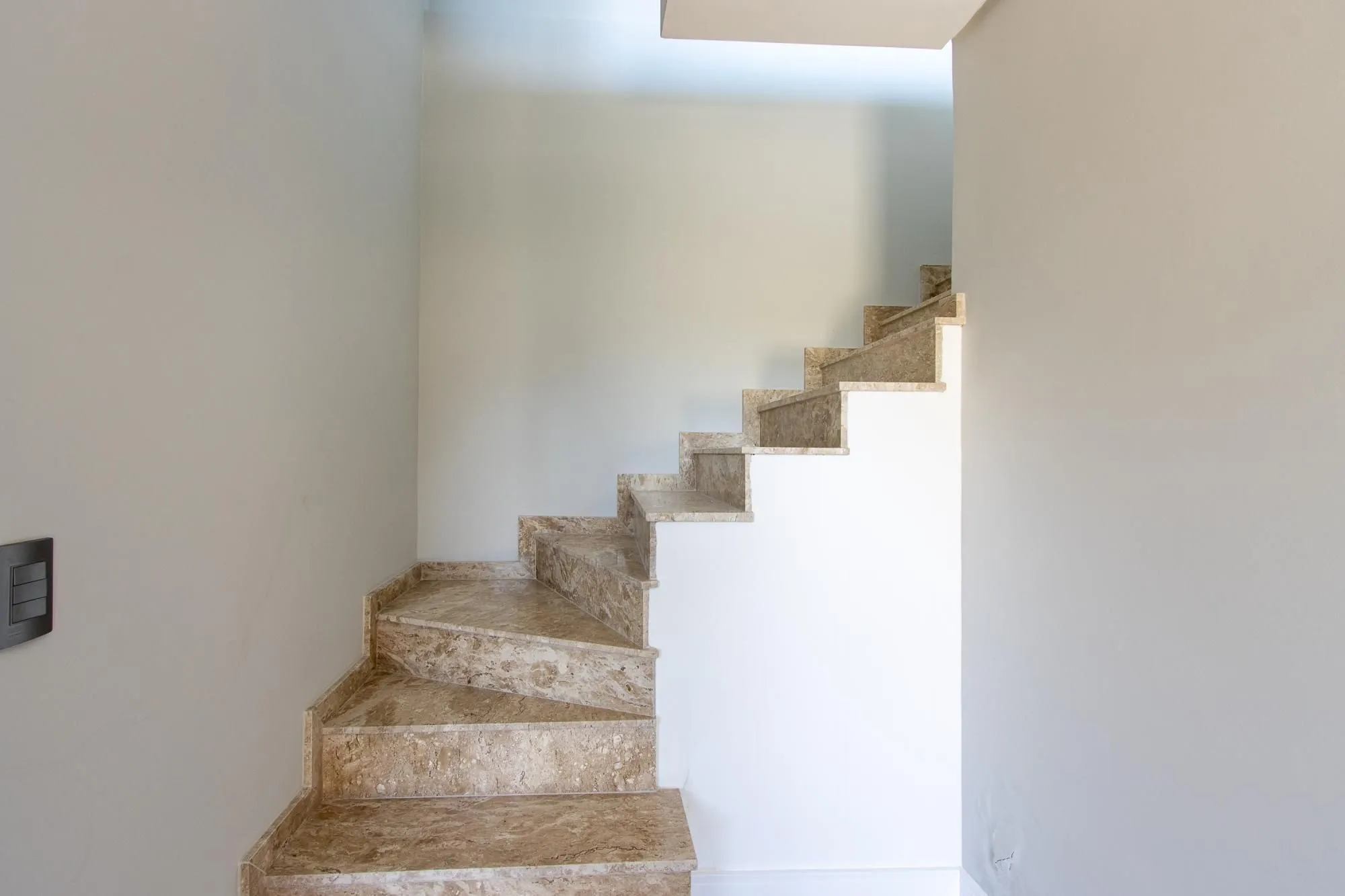Imagem Casa em condomínio com conforto e exclusividade no bairro Tristeza