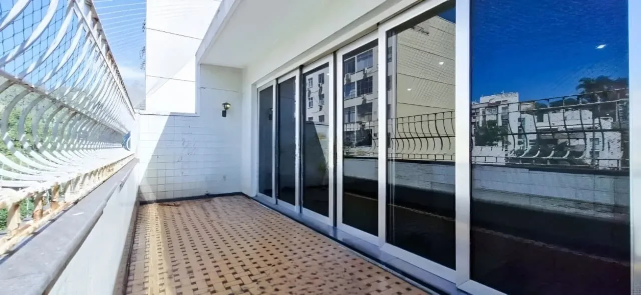 Foto do imóvel Apartamento à venda em Rio de Janeiro/RJ em Rua Coelho Neto, 07 - Laranjeiras, Rio de Janeiro - RJ
