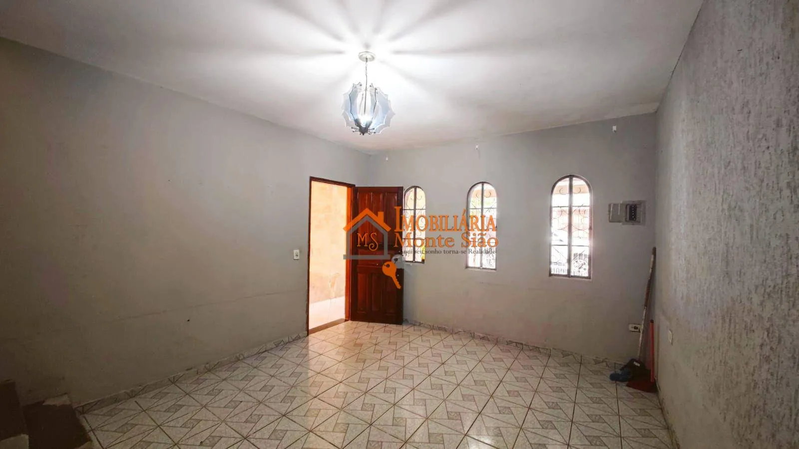 Imagem Sobrado com 3 dormitórios à venda, 200 m² por R$ 405.000,00 - Jardim Santa Lídia - Guarulhos/SP