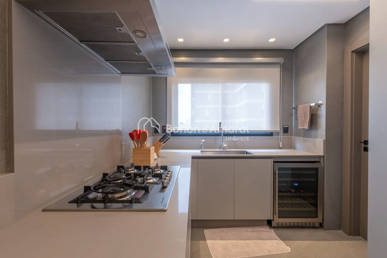 Imagem Apartamento de Alto Padrão à Venda no Alto Cambuí - 140 m² Porteira Fechada