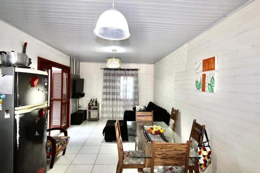 Imagem Casa para Venda - 90m², 5 dormitórios, sendo 1 suites, 5 vagas - Teresópolis