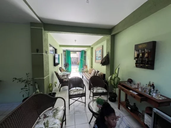 Imagem Casa de 3 quartos em condomínio em Stella Maris, Salvador-BA, com 160m² e 2 vagas de garagem.