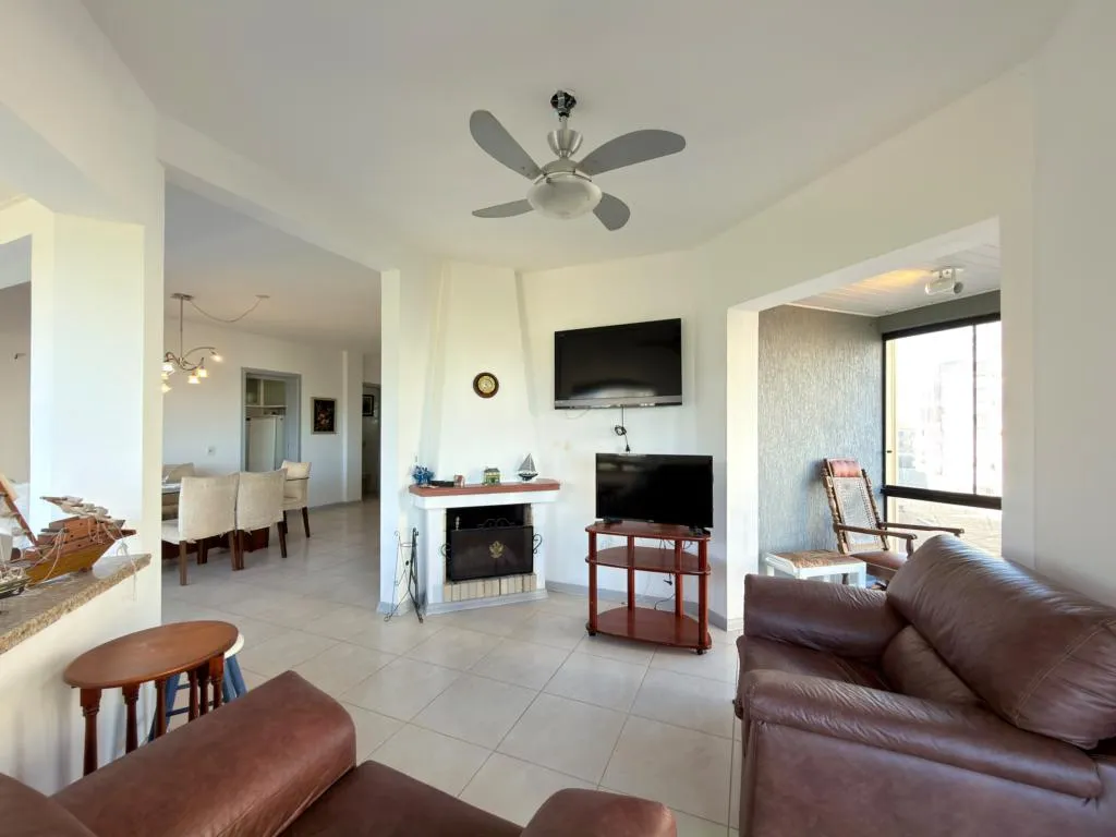 Foto do imóvel: Apartamento 3 Dormitórios - Bairro Centro em Rua Moema