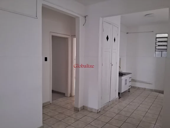 Imagem Casa sobreposta térrea em Santos no bairro do Gonzaga com características para ser comércio para locação por R$ 7.000,00 ou venda por R$ 1.175.000,00