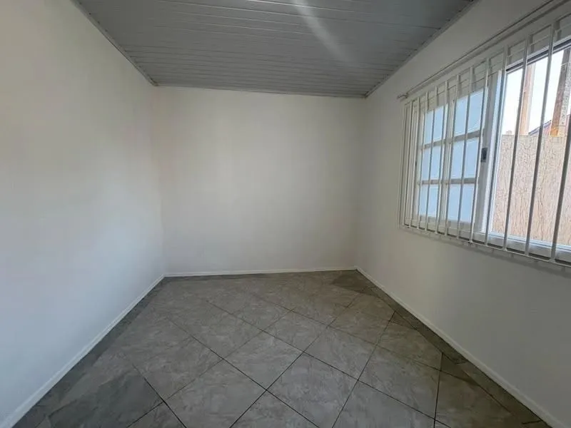 Imagem Casa a venda com 2 quartos no bairro Mont Serrat