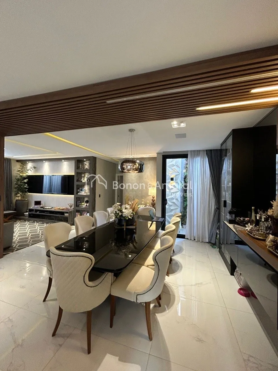 Imagem Casa a venda no condomínio Campos do Conde I - Paulínia