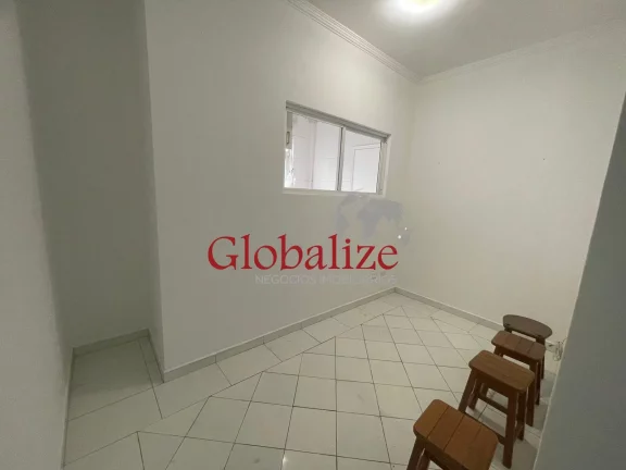 Imagem Sobreposta Duplex com Piscina Privativa à venda com 3 Suítes e 2 Vagas no Bairro do Embaré em Santos por R$ 1.600.000,00