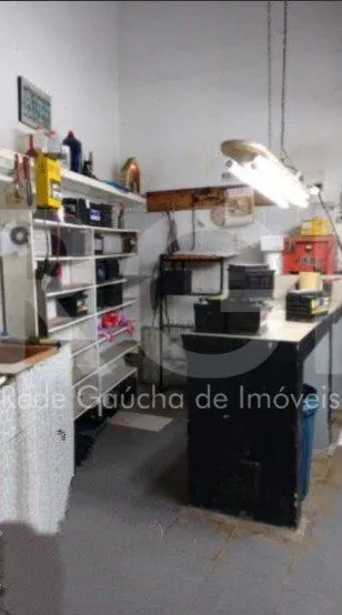 Imagem Casa Comercial para Venda - 220m², 3 dormitórios, 2 vagas - Cidade Baixa
