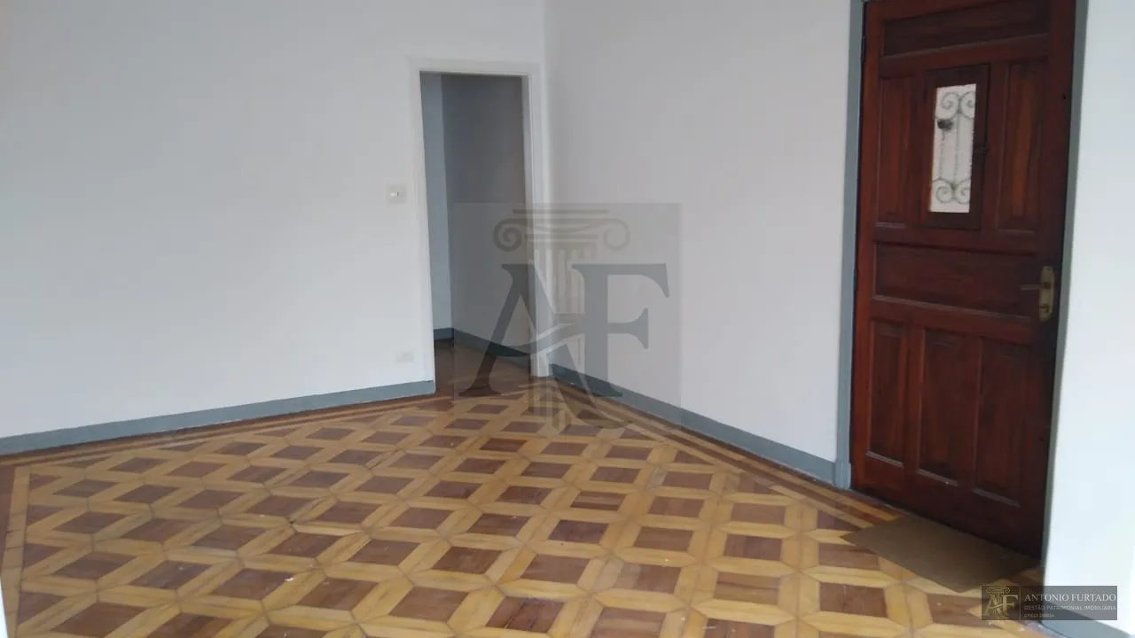 Imagem Sobrado para alugar em Vila Bertioga, São Paulo