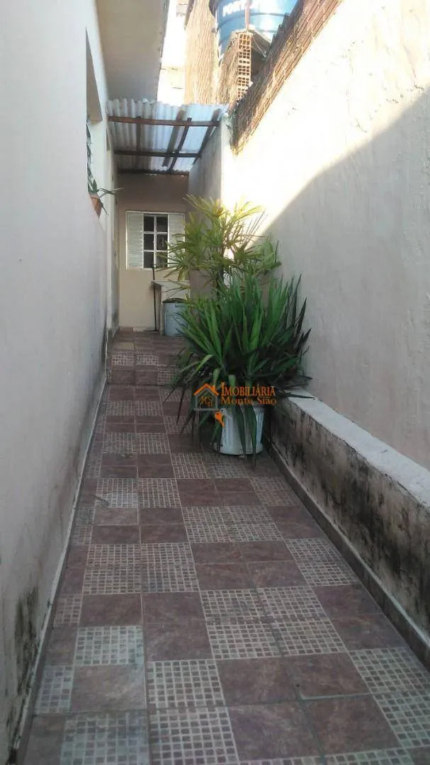 Imagem Sobrado com 2 dormitórios à venda, 125 m² por R$ 368.000,00 - Jardim Adriana - Guarulhos/SP
