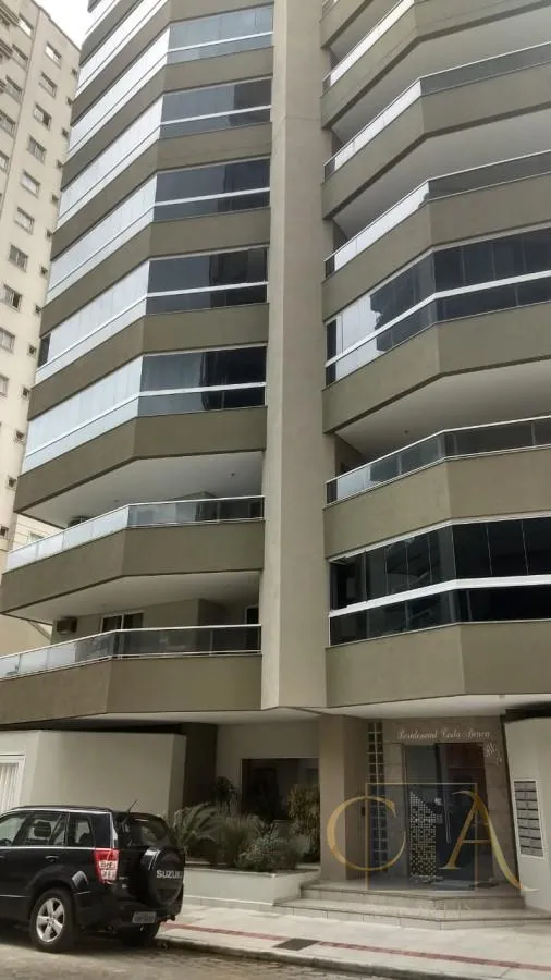 Imagem Apartamento para Temporada em Itapema, Meia Praia, 3 dormitórios, 1 suíte, 2 banheiros, 1 vaga