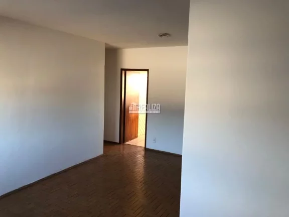 Imagem Apartamento à venda com 3 dormitórios no Bairro Olinda, Uberaba
