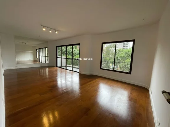 Foto do imóvel Apartamento alto padrão na Vila Nova Conceição: 4 quartos, 3 suítes, 5 banheiros, 2 vagas na melhor localização de São Paulo!