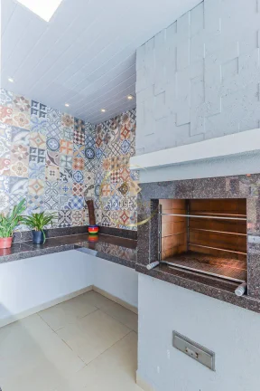Imagem Casa Sobrado, 4 Dormitórios (2 suítes), Urbanova, Sjc.