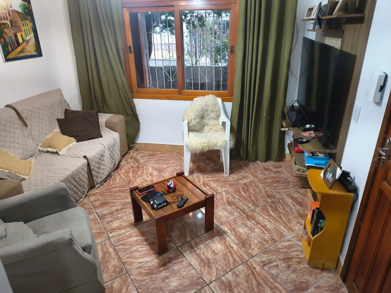 Imagem Casa com 2 vagas de garagem para carros pequenos