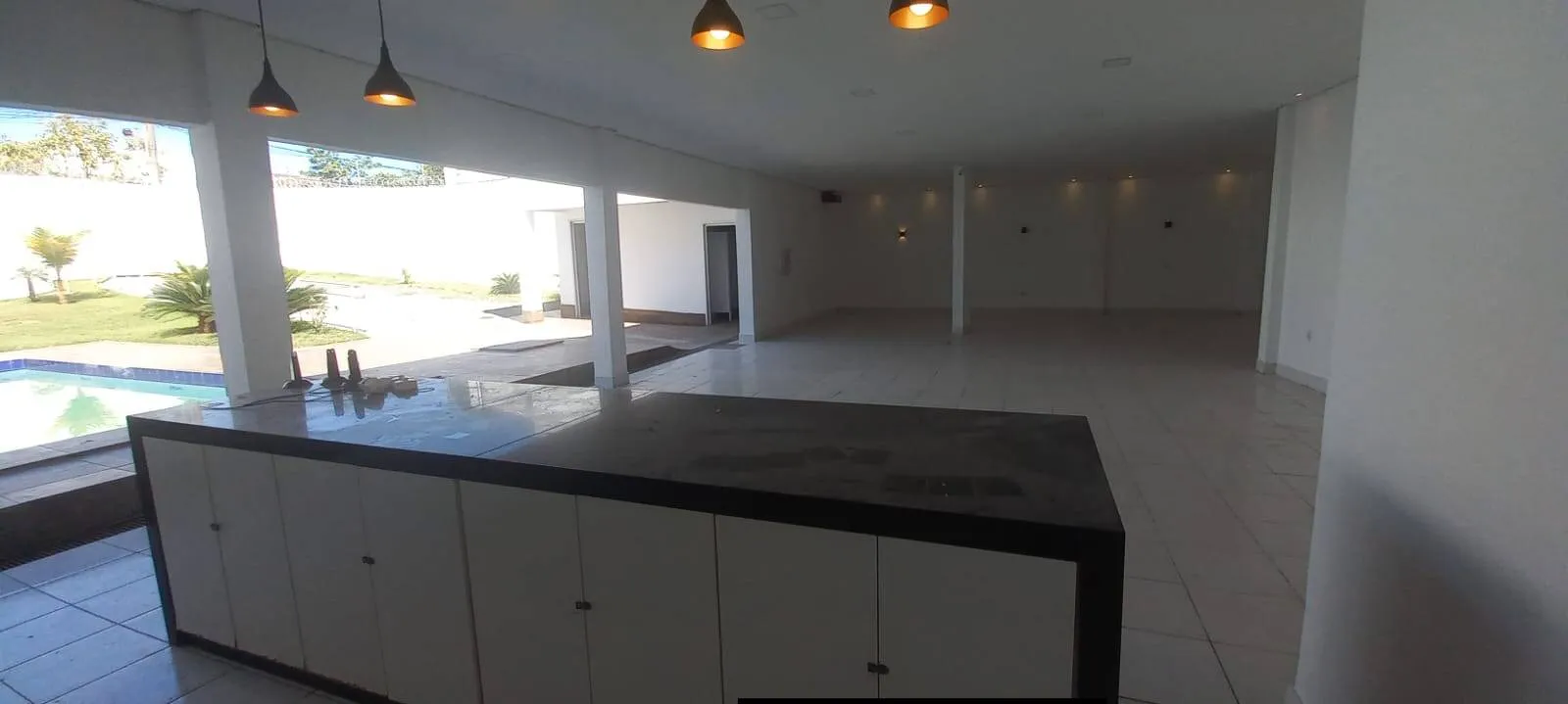 Imagem Casa comercial 3 andares 8 quartos salão comercial anexo de 200 m²